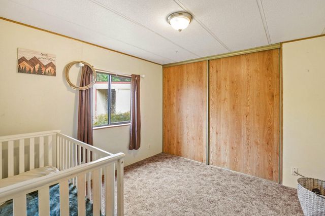 301 Robmar Lane, Grants Pass, OR 97527