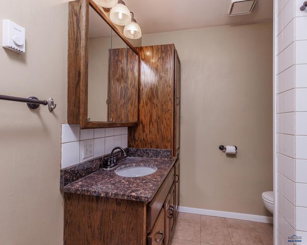 160 FAIRGROUNDS PL, Hermosa, SD 57744