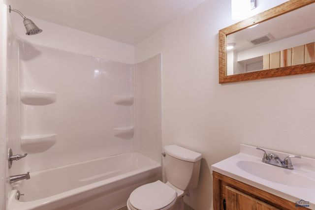 160 FAIRGROUNDS PL, Hermosa, SD 57744