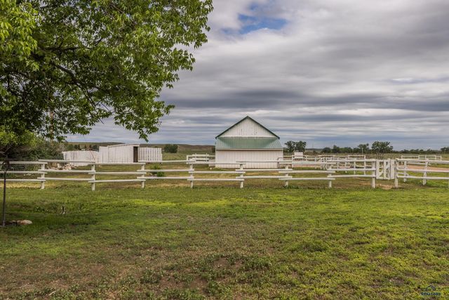 160 FAIRGROUNDS PL, Hermosa, SD 57744