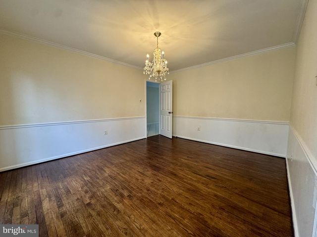 8470 CLOVER LEAF DR, Mclean, VA 22102