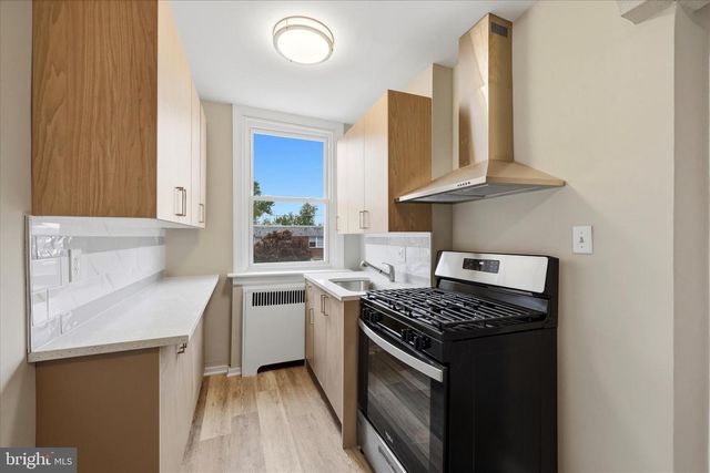 6299 KINDRED ST, Philadelphia, PA 19149