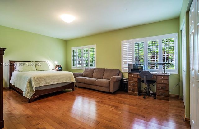 1237 Aduana Ave, Coral Gables, FL 33146