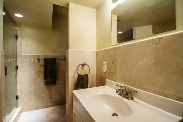 1237 Aduana Ave, Coral Gables, FL 33146