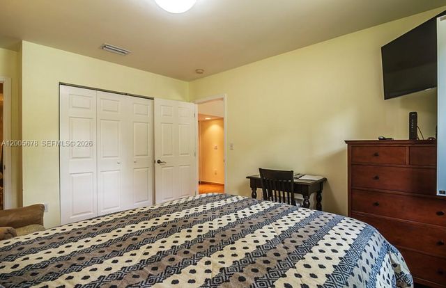 1237 Aduana Ave, Coral Gables, FL 33146