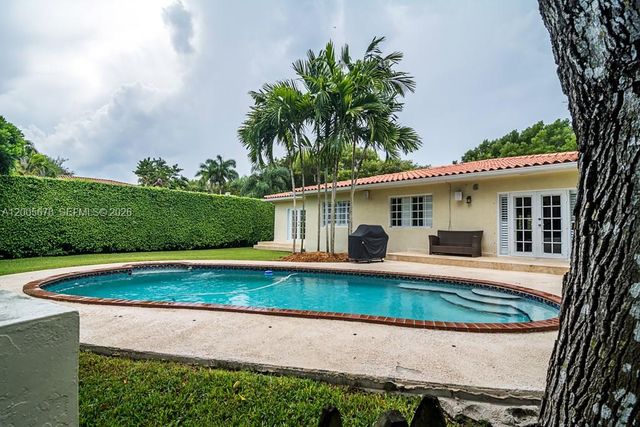 1237 Aduana Ave, Coral Gables, FL 33146