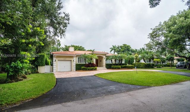 1237 Aduana Ave, Coral Gables, FL 33146
