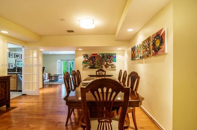 1237 Aduana Ave, Coral Gables, FL 33146