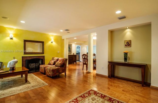 1237 Aduana Ave, Coral Gables, FL 33146