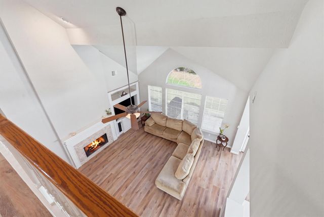 2443 Riverway Oak Drive, Kingwood, TX 77345