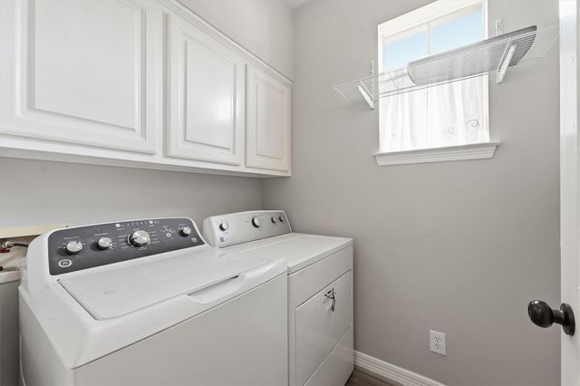 2443 Riverway Oak Drive, Kingwood, TX 77345