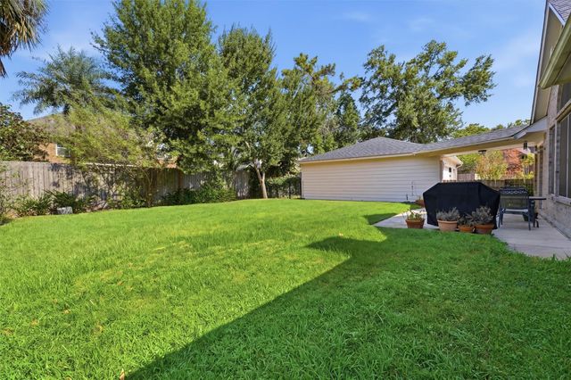 2443 Riverway Oak Drive, Kingwood, TX 77345