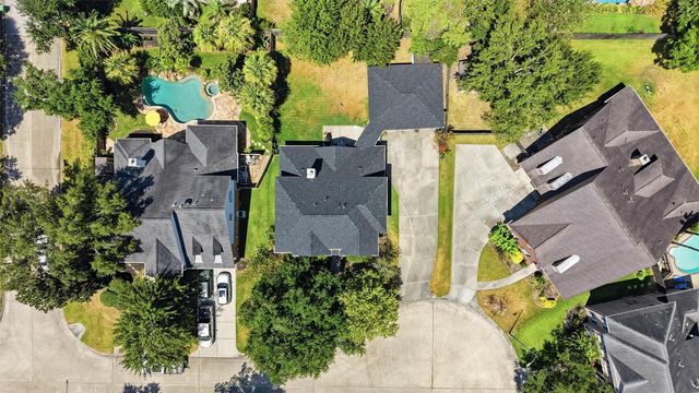2443 Riverway Oak Drive, Kingwood, TX 77345