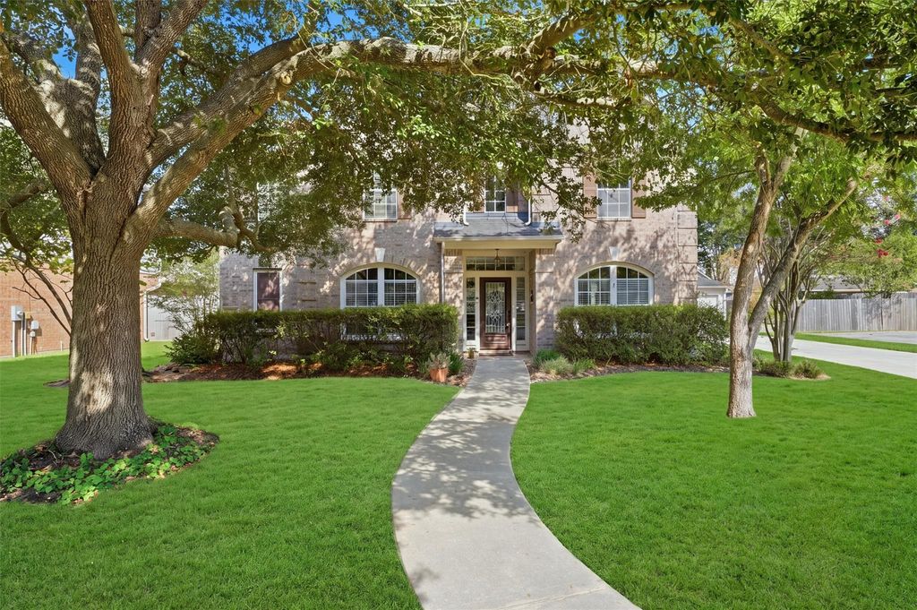 2443 Riverway Oak Drive, Kingwood, TX 77345