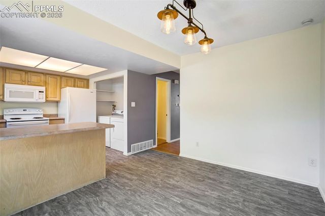 1951 N Academy Boulevard, Colorado Springs, CO 80909