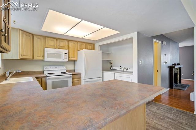 1951 N Academy Boulevard, Colorado Springs, CO 80909