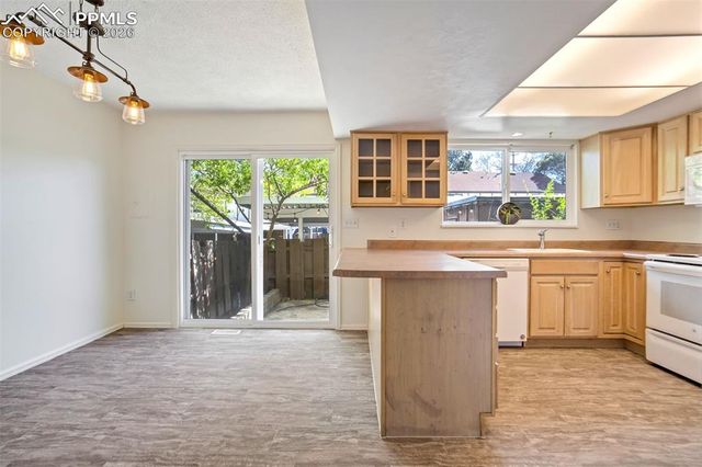 1951 N Academy Boulevard, Colorado Springs, CO 80909