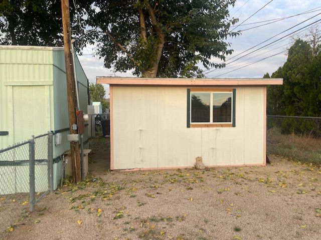 2655 E Carver Avenue, Kingman, AZ 86409