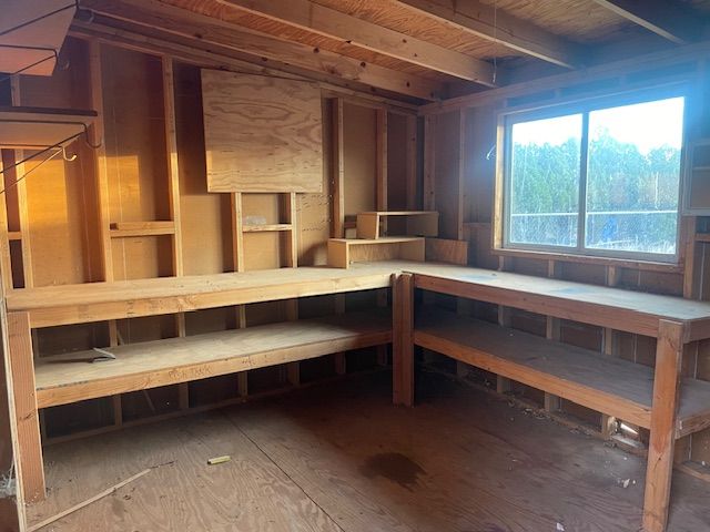 2655 E Carver Avenue, Kingman, AZ 86409