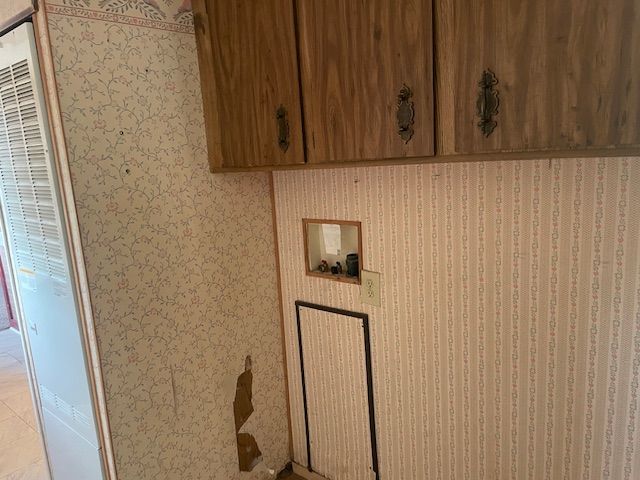 2655 E Carver Avenue, Kingman, AZ 86409