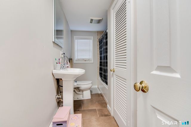 183 Sugar Street, Newtown, CT 06470