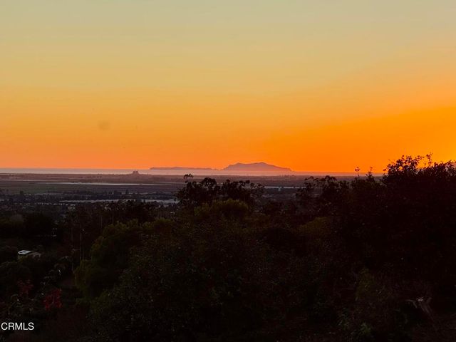 6860 Worth Way, Camarillo, CA 93012