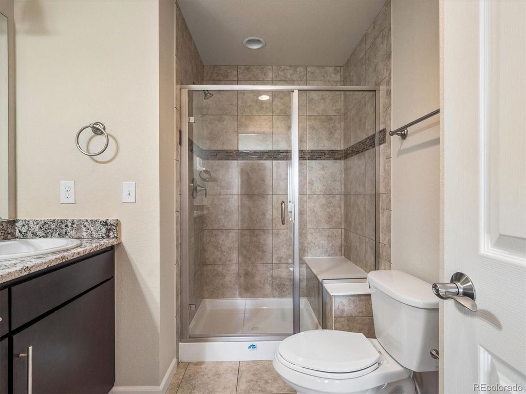 Image 28 of property listing at 1200 Rockhurst Drive E, Highlands Ranch, CO 80129