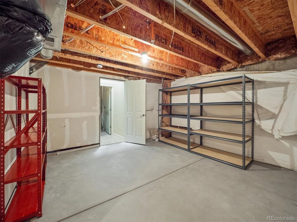 Image 36 of property listing at 1200 Rockhurst Drive E, Highlands Ranch, CO 80129