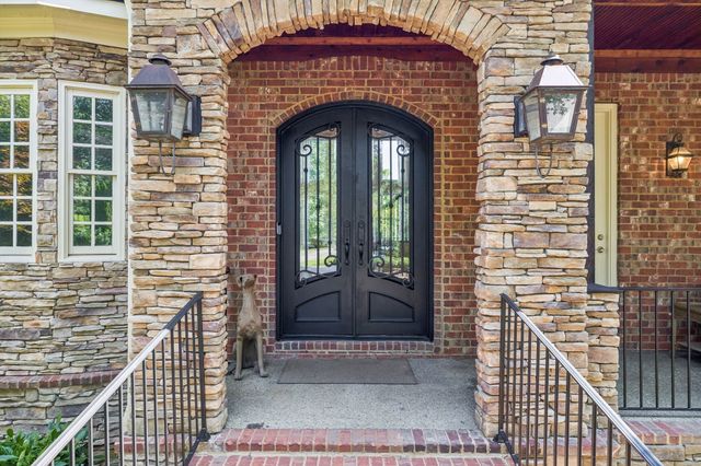 9510 Eldwick Dr, Brentwood, TN 37027