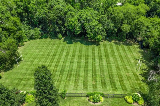9510 Eldwick Dr, Brentwood, TN 37027