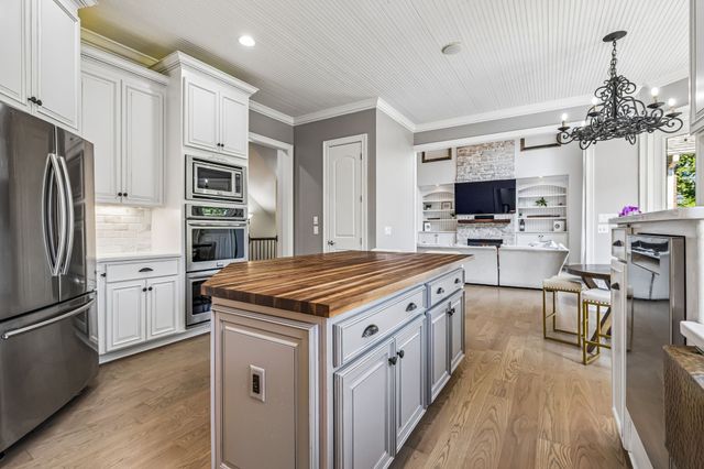 9510 Eldwick Dr, Brentwood, TN 37027