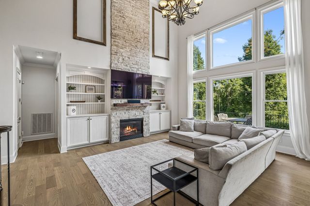 9510 Eldwick Dr, Brentwood, TN 37027