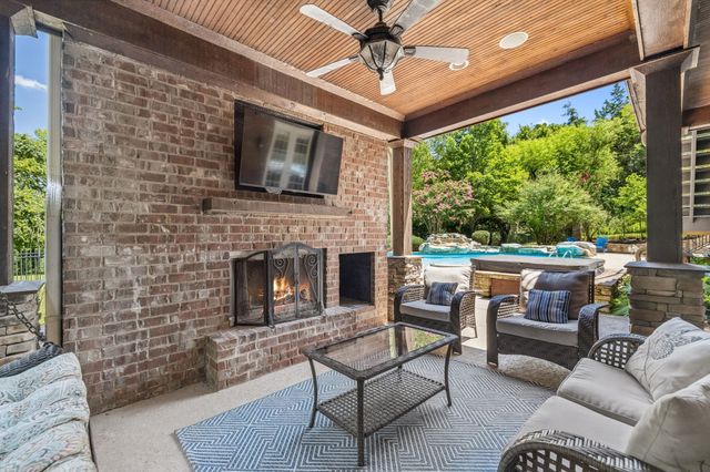 9510 Eldwick Dr, Brentwood, TN 37027