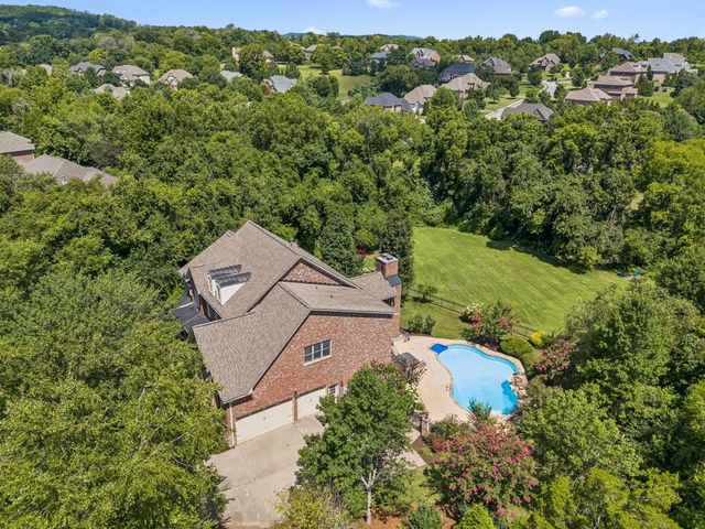 9510 Eldwick Dr, Brentwood, TN 37027