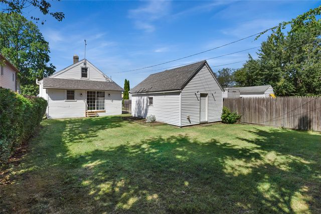 725 WYOMING Avenue, Erie, PA 16505