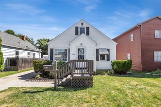 725 WYOMING Avenue, Erie, PA 16505