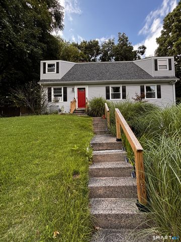 138 Red Robin Road, Naugatuck, CT 06770