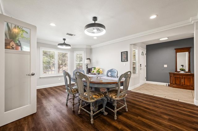 21965 Oak Hill Lane, Clovis, CA 93619