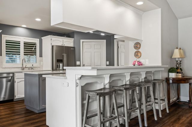 21965 Oak Hill Lane, Clovis, CA 93619