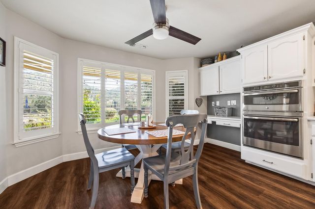21965 Oak Hill Lane, Clovis, CA 93619