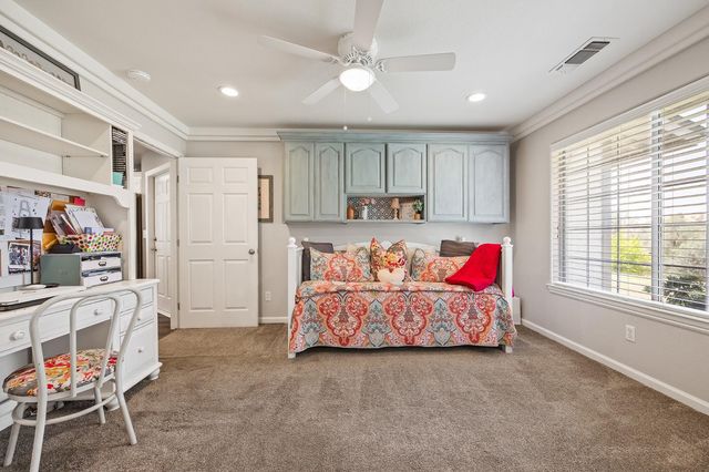 21965 Oak Hill Lane, Clovis, CA 93619