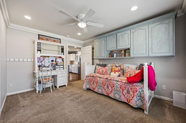 21965 Oak Hill Lane, Clovis, CA 93619
