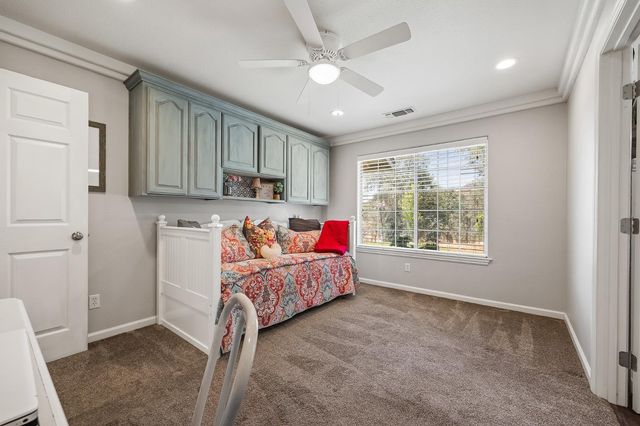 21965 Oak Hill Lane, Clovis, CA 93619