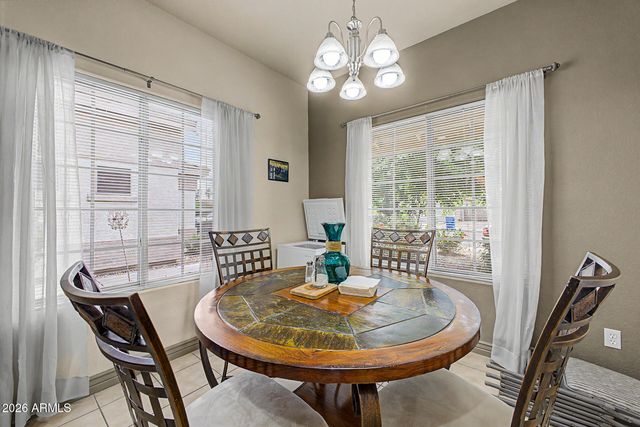 8412 E EDGEWOOD Avenue, Mesa, AZ 85208