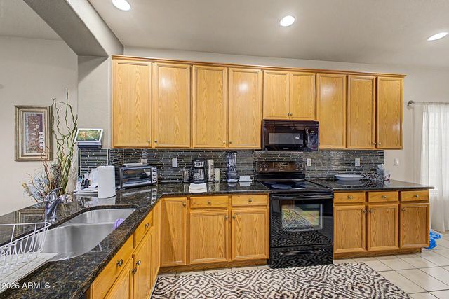 8412 E EDGEWOOD Avenue, Mesa, AZ 85208