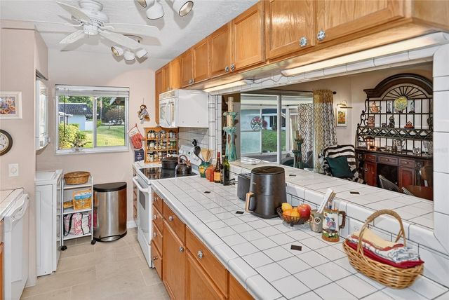 4160 FRUITVILLE ROAD 11, Sarasota, FL 34232