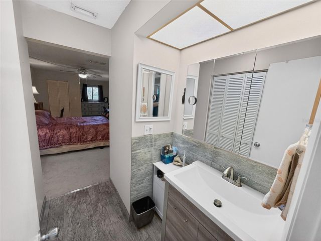 4160 FRUITVILLE ROAD 11, Sarasota, FL 34232