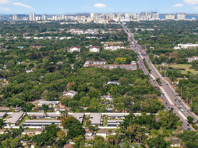 4160 FRUITVILLE ROAD 11, Sarasota, FL 34232