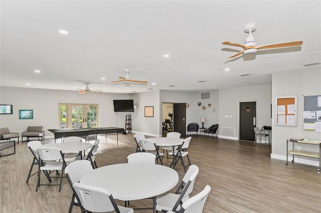 4160 FRUITVILLE ROAD 11, Sarasota, FL 34232