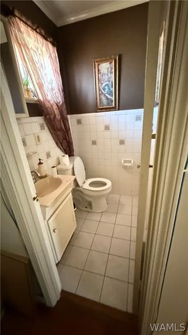 2516 DeerHaven, Northport, AL 35473